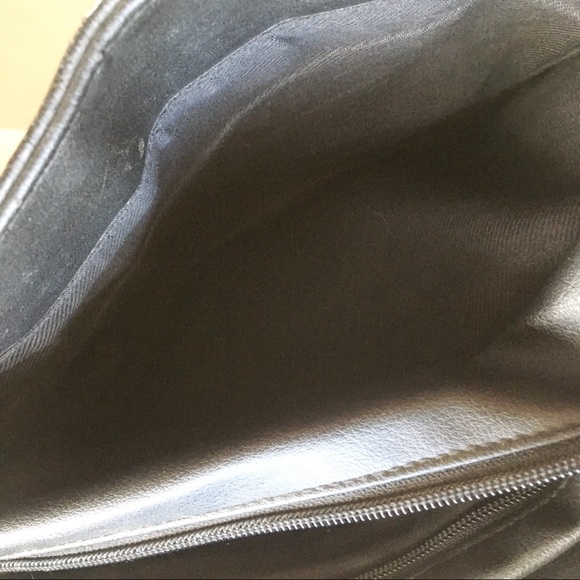 Vintage Inspired Embossed Leather Cross Body Bag Black One Size - Picture 7 of 14